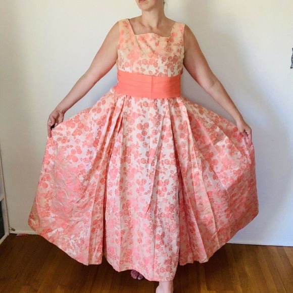 Vintage 1960s Peach Brocade Gown - Picture 2 of 10
